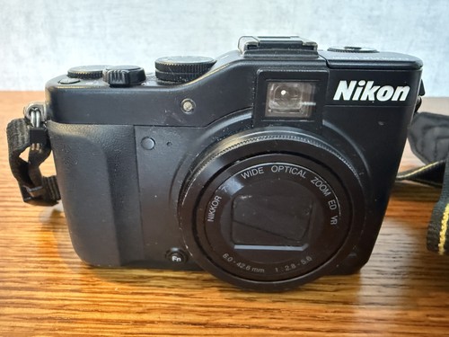 Nikon coolpix p7000 1mp - nikon,