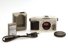 OLYMPUS Digitalkamera Pen E-P1
