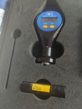 Digital Bowers Durometer Shore "D" Skala Härteprüfer mit Referenzblock