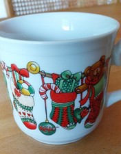 Feinkost Käfer Tasse Haferl , Nikolaus Stiefelchen,  Socken, Weihnachtsmotiv