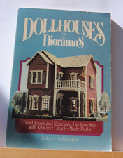 Dollhouses & Dioramas