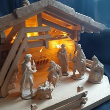 Weihnachtskrippe aus