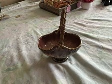 Kleiner Dekorativer Porzellankorb