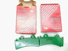 1 Satz Bremsbeläge vorne