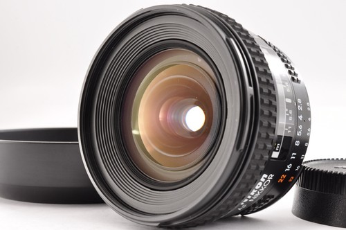 Near mint nikon af nikkor - nikon,