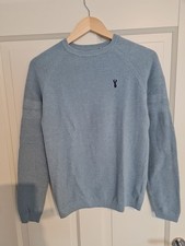 Schicker Jungspullover von