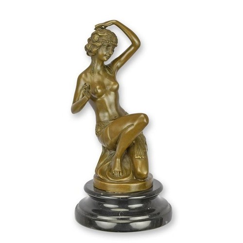 Bronzefigur halbnackte