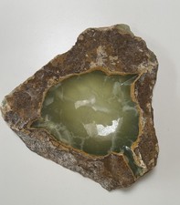 Aschenbecher (olivgrün, Naturstein)