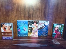 Julia Quinn Lot of 5 PB