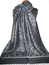 Edler eleganter Schal / Stola