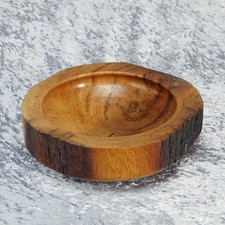 Würfelschale aus uralter