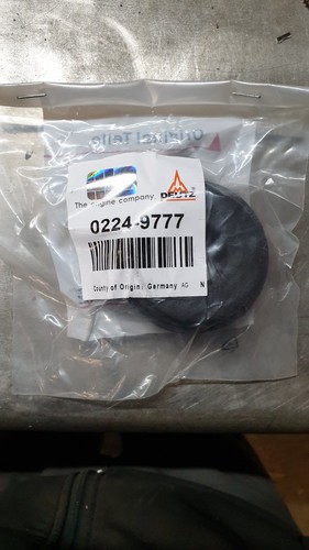 Deutz motorlager gummi 0224 - deutz,