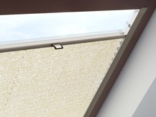 Erfal Plissee - System für Dachfenster Velux GPU F06 DF mit seitlichen Führung