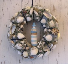 TÜRKRANZ MIT LEUCHTTURM UND