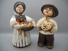 Lene Thun Frau mit Obstkorb