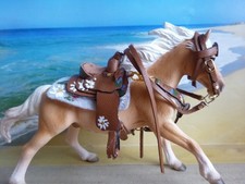 Leder - Westernsattel Edelweiss in 1:20 für Collecta Pferde