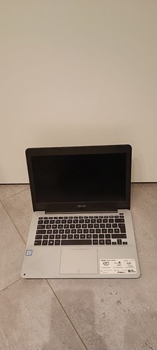 Asus r301u core defekt - asus, i5