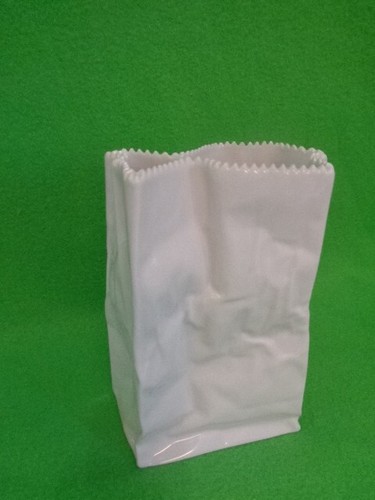 Tütenvase weiß cm - 18,