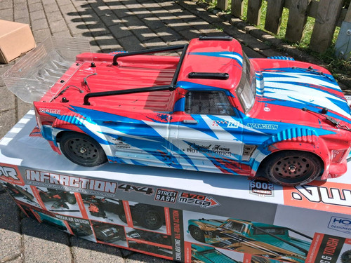 Arrma infraction 4x4 mega - 4x4,