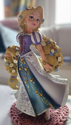 Disney traditions showcase - /,