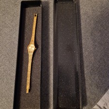 Damenuhr Vergoldet Filigranes Armband Quarz Analog