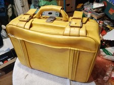 alter Koffer - Lederkoffer aus den 70er Jahren in Gelb