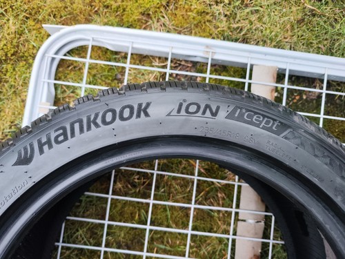 Winterreifen 235 hankook - 18,