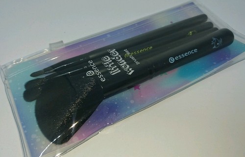 Essence little wonder brush - -little,
