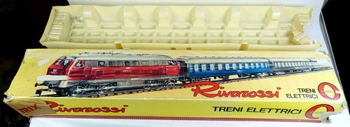 Rivarossi leerkarton diesellok - rivarossi,
