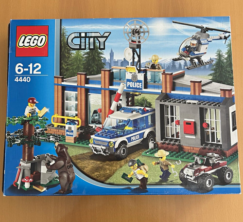 Lego city 4440 - city, forest