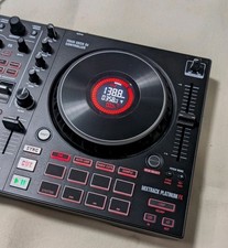 Numark Mixtrack Platinum FX
