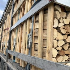 LKW Ladung Brennholz Eiche