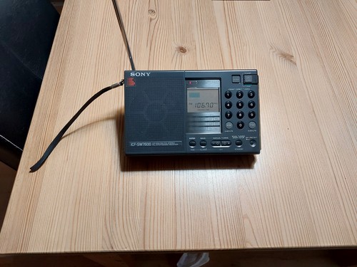 Sony world band - world, receiver