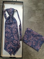 Wilvorst Plastron inkl