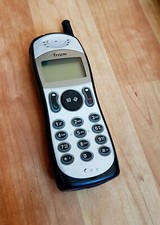 Mitsubishi Trium ASTRAL MT-040 in silbergrau