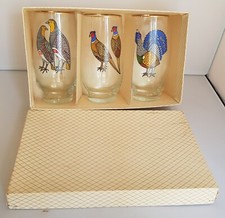 3 Gläser mit Jagd Motiven