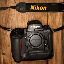 Nikon F5 Professional 35mm