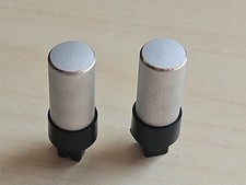 2 Bedienknöpfe für