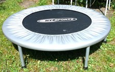 HU 30 - Trampolin -