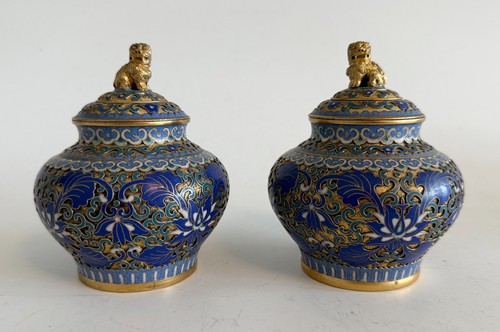 Paar cloisonne deckelvasen mit - paar,