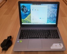 ASUS VivoBook 15 ( i3 7020U 4x2,30GHz ) 8GB / 240GB SSD / GeForce MX110