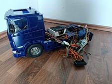 Tamiya  1:14 RC Truck Scania R620 blau Fernbedienung, Beleuchtung, Soundfahrtsys