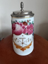 Antiker Bierkrug aus Opalglas