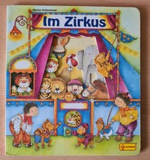 Im Zirkus - Kartonbuch mit Fensterstanzung