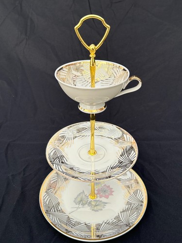 Etagere aus omas - etagere,