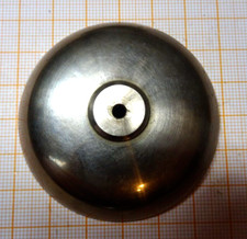 Neuwertige Glocke Bronze für Pendule  D = 61 mm ca Höhe 15 mm ca... guter Klang