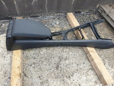 Armlehne Mittelkonsole