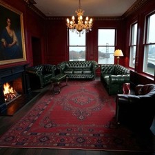 Chesterfield Newby  3+2+1