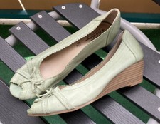 HIMMELBLAU by LOLA PALTINGER