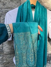 Handgearbeiteter Seide-Feinwolle Schal aus Nepal in Blau/Türkis für alle Saisons